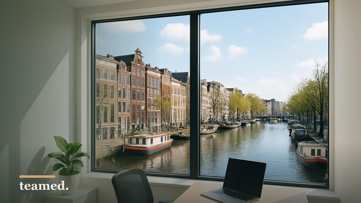 A scenic view of Amsterdam's canals and buildings, symbolizing the expat experience and tax benefits in the Netherlands.