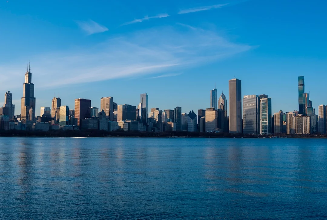 A Illinois cityscape view representing the locale.